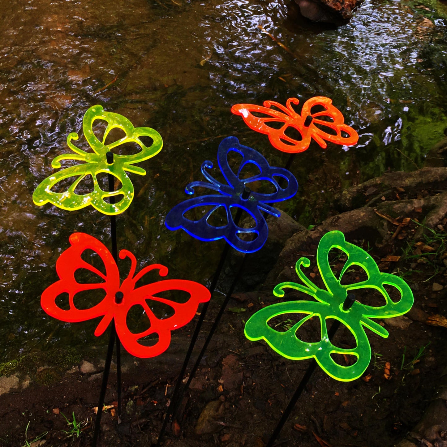 Garden Ornament Butterfly Set of 5 Large Outdoor Glowing Decoration Stake Yard