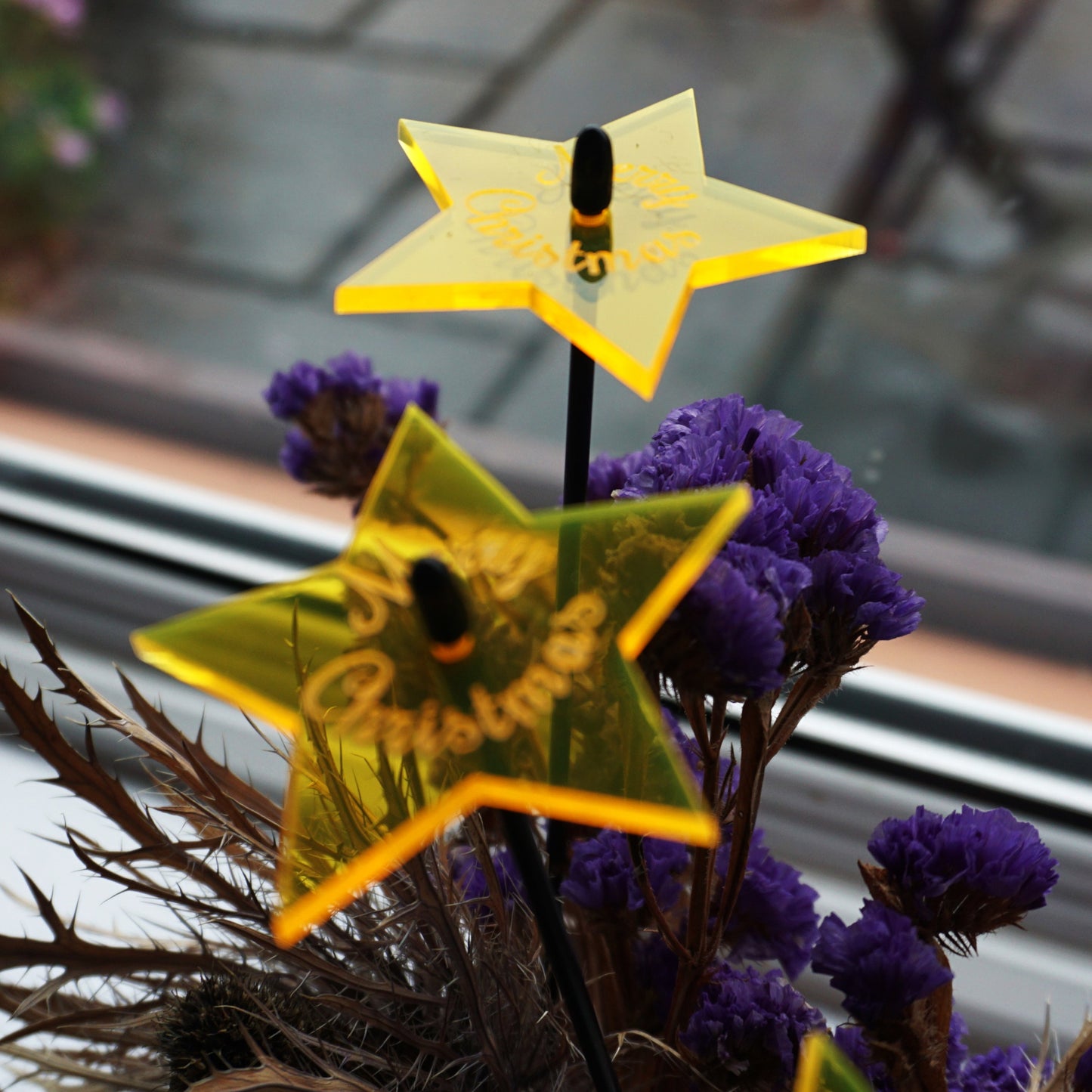 SunCatcher Set of 5 Glowing Stars with Merry Christmas Message Festive Gift