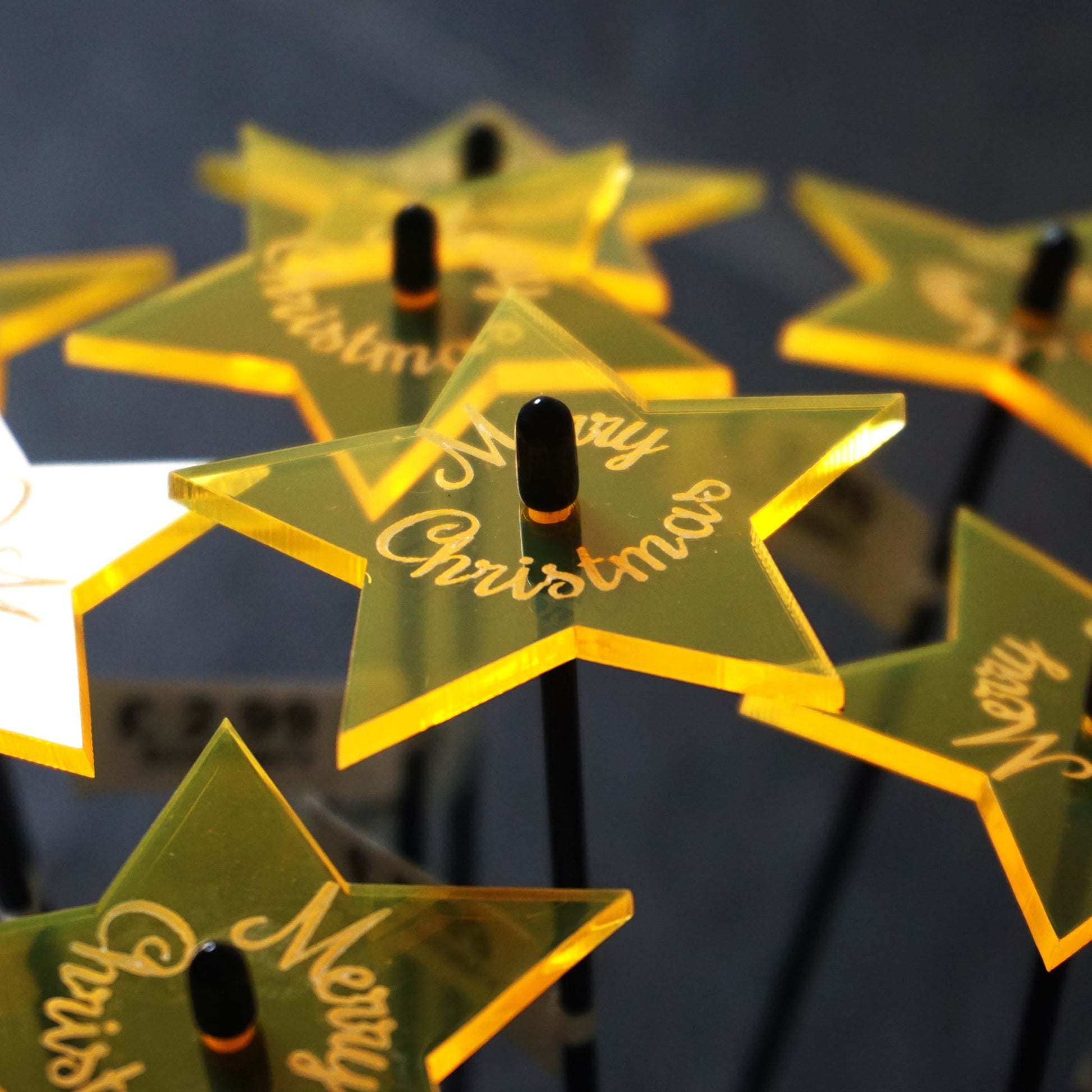 SunCatcher Set of 5 Glowing Stars with Merry Christmas Message Festive Gift