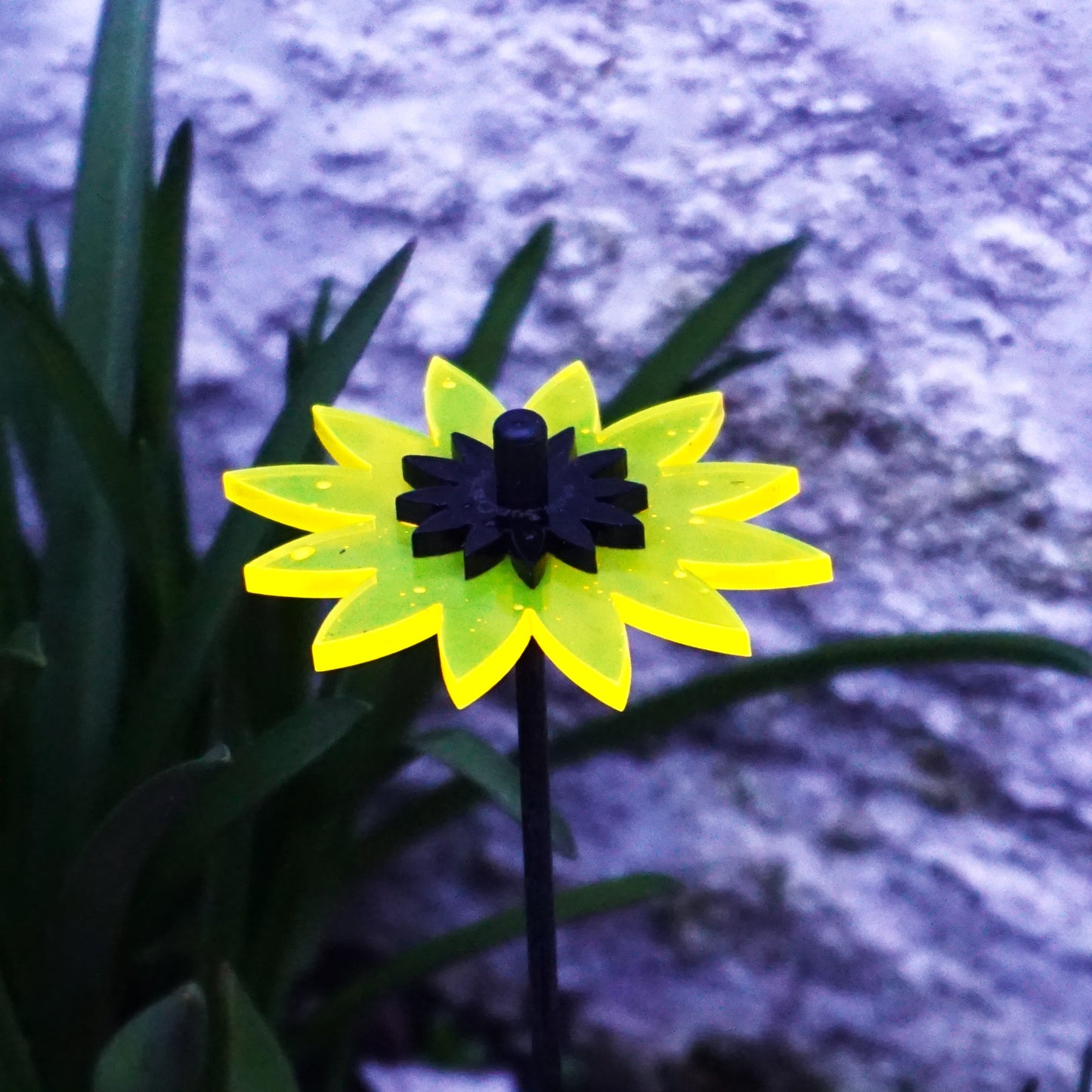 Medium Garden Decor Ornaments Set of 3 'Sunflowers'
