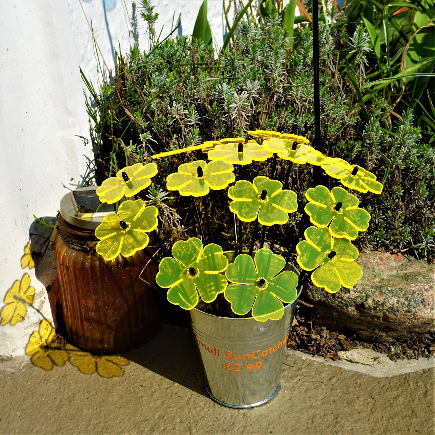 Countertop Sales Display Peggy for 15 Small SunCatcher Garden Decor Stakes