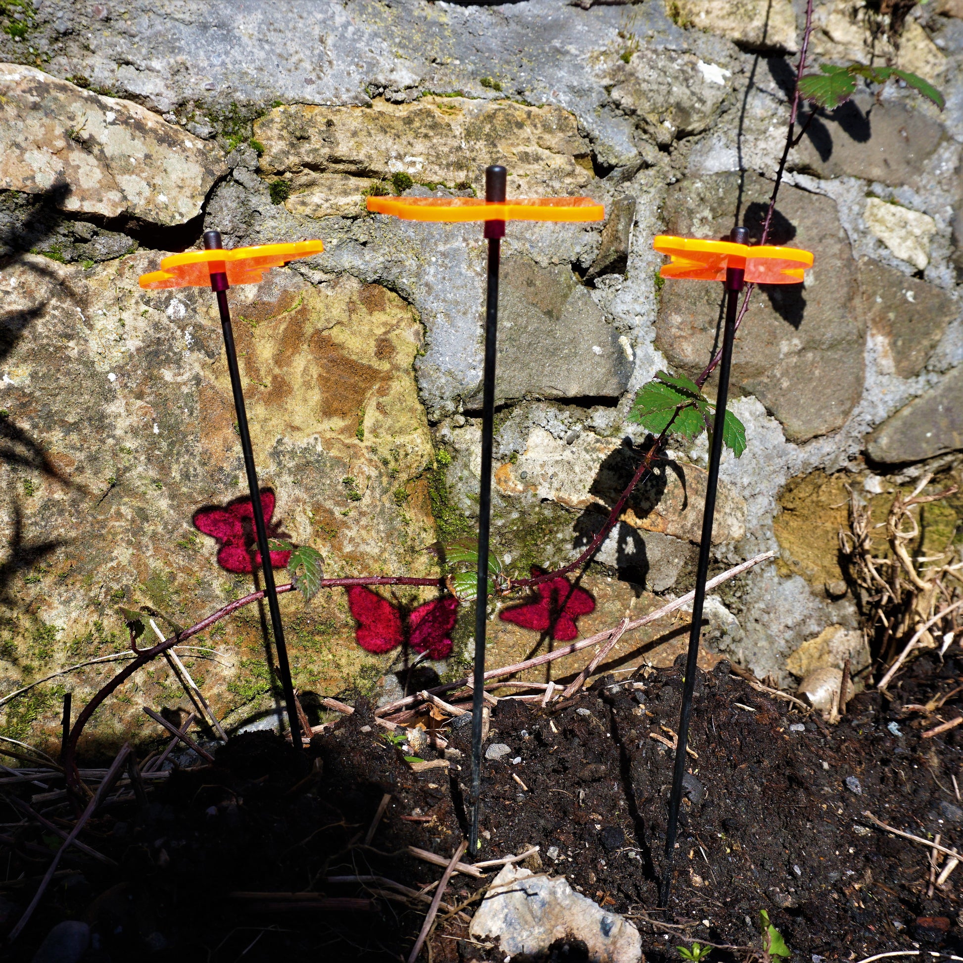 SunCatcher 3 x Butterfly GLOWING FROM DAWN TO DUSK colourful garden ornament