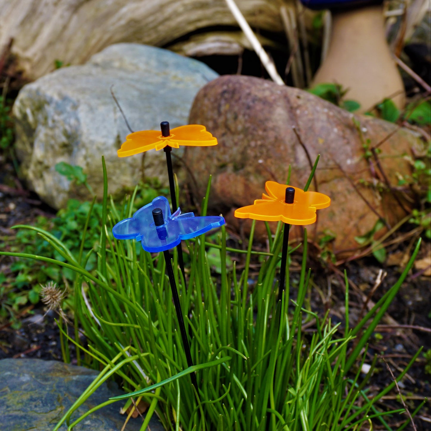 SunCatcher 3 x Butterfly GLOWING FROM DAWN TO DUSK colourful garden ornament