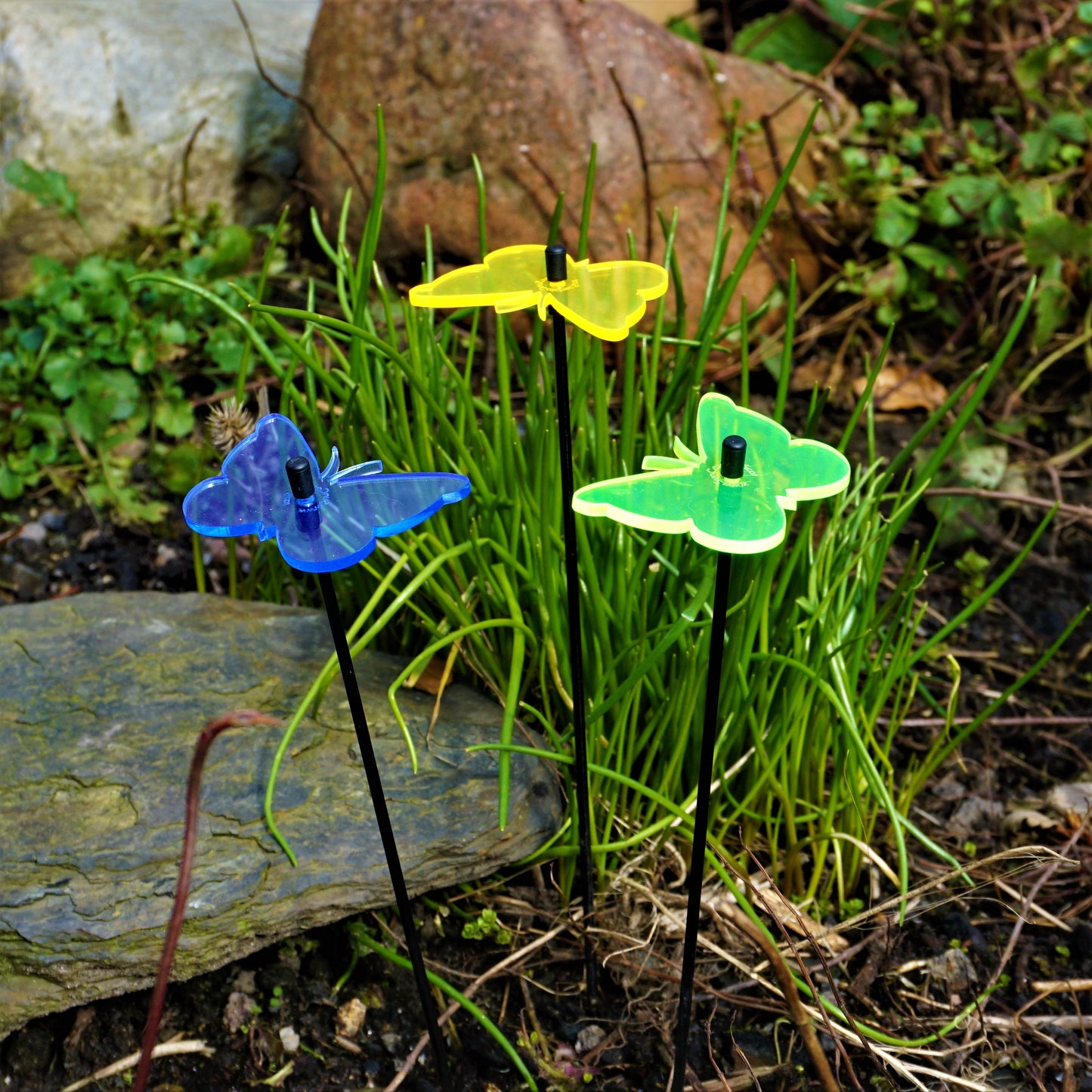 SunCatcher 3 x Butterfly GLOWING FROM DAWN TO DUSK colourful garden ornament