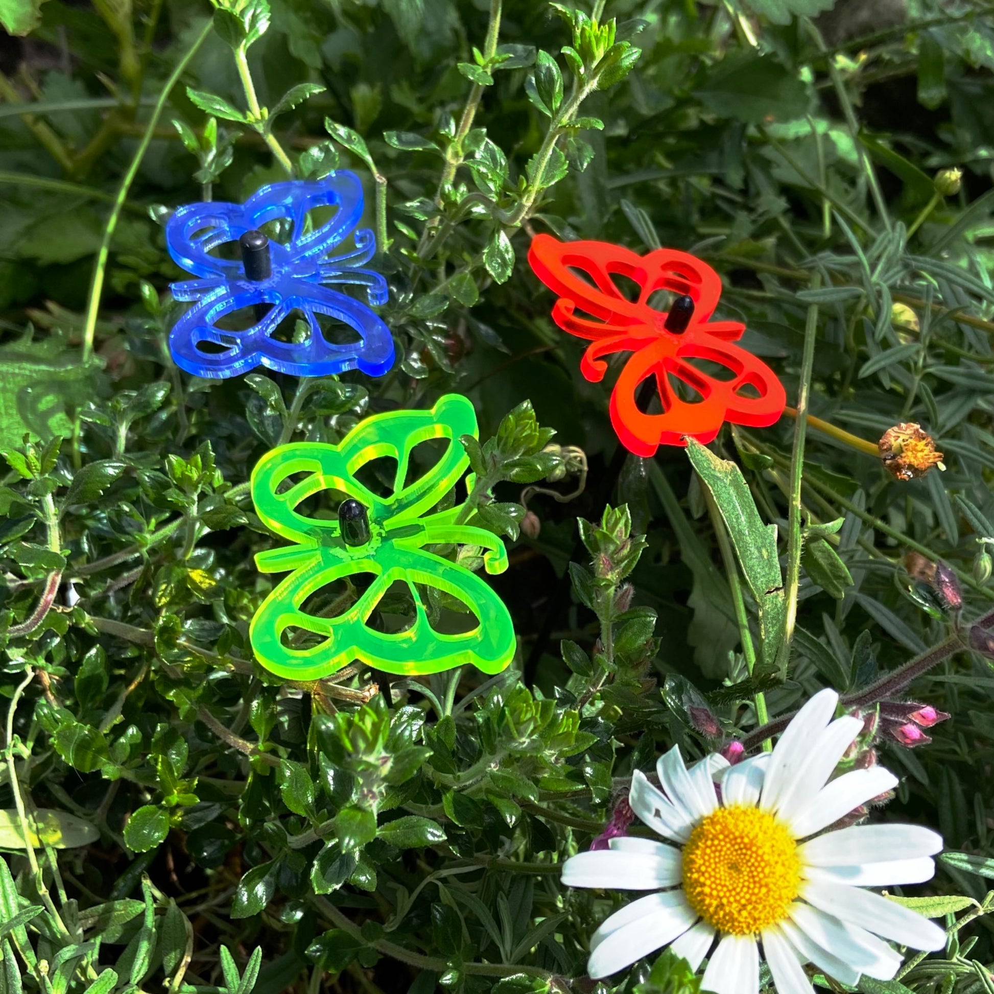 SunCatcher Glow from Dawn to Dusk Butterfly Garden Ornament 3 Small Decorations
