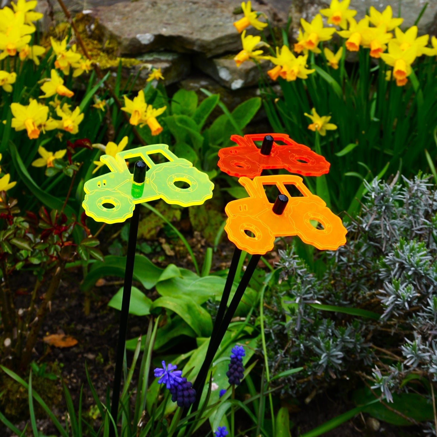 Set of 3 Glowing Medium Tractors SunCatcher Garden Decor Stakes