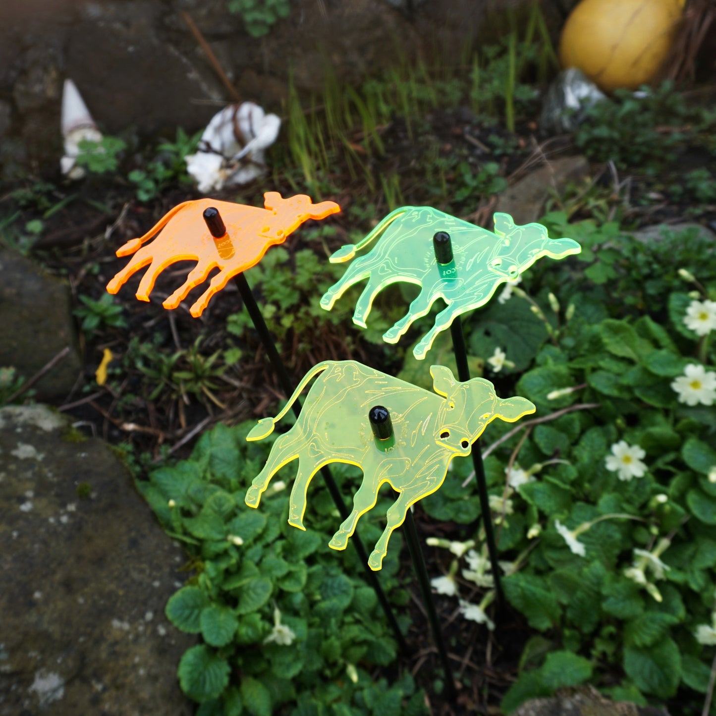 Set of 3 Glowing Medium Cows SunCatcher Garden Decor Stakes