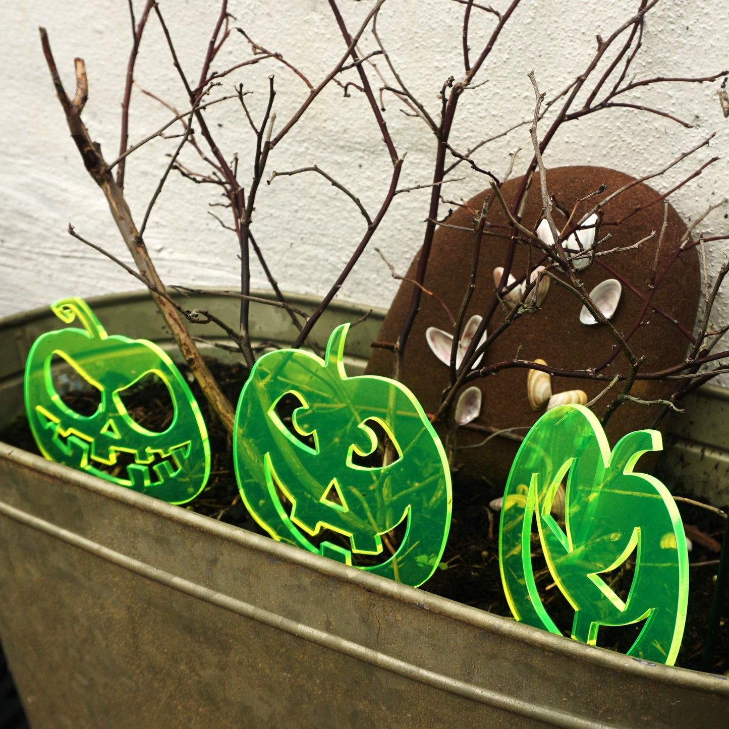 SunCatcher Set of 3 'Pumpkins' Glowing Halloween Garden Decoration Stake Pot