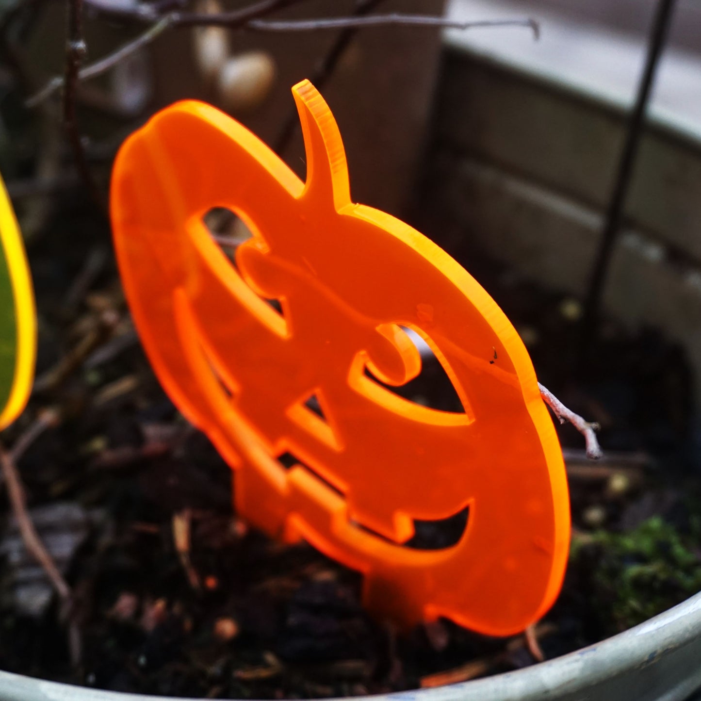 SunCatcher Set of 3 'Pumpkins' Glowing Halloween Garden Decoration Stake Pot