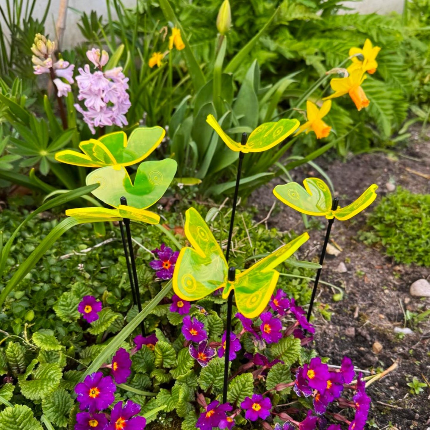 SunCatcher Admiral Butterfly Garden Stakes – Set of 5 3D Fluorescent Glowing Outdoor Garden Decorations (30cm high)