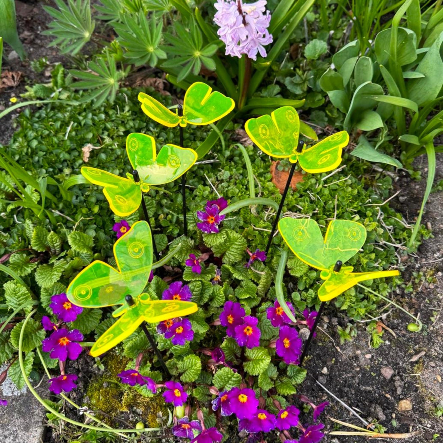 SunCatcher Admiral Butterfly Garden Stakes – Set of 5 3D Fluorescent Glowing Outdoor Garden Decorations (30cm high)