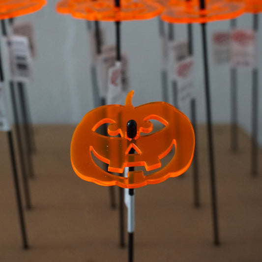 Single SunCatcher Garden Décor Stake Three Tooth Pumpkin